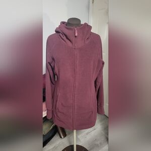 Bench Size Large Long Burguny Fleece Jackey